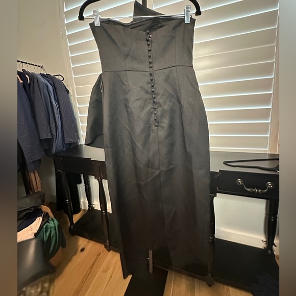 Elliatt | Reception Ruffled Cocktail Dress - Picture 4 of 5